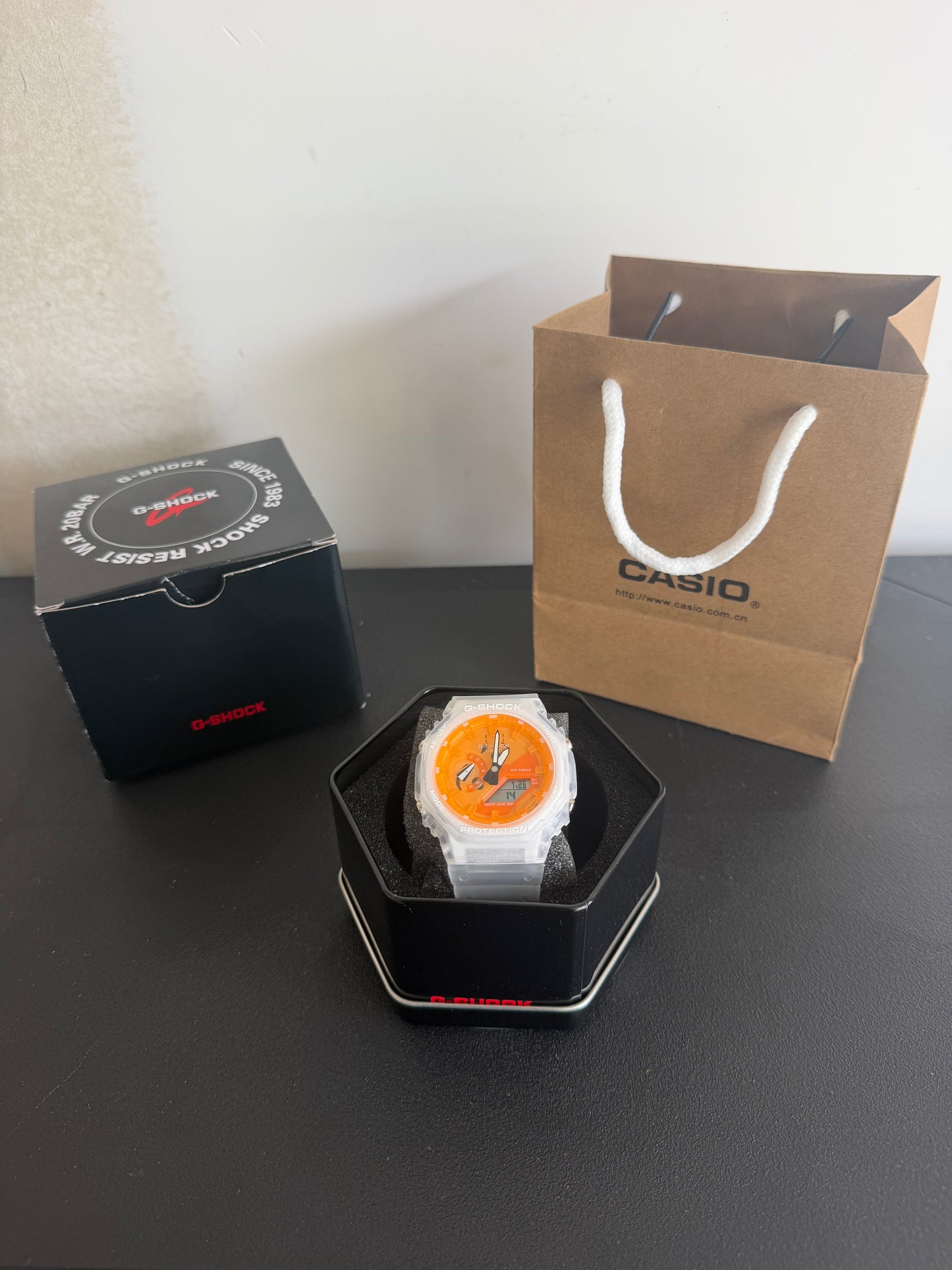 Orange x White G