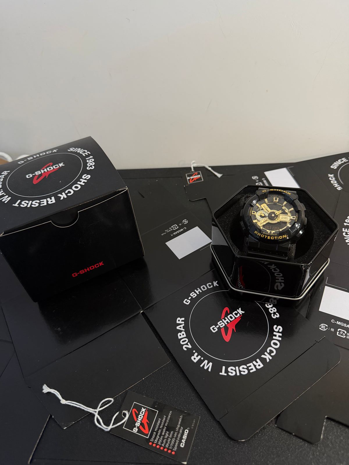 Black n Gold G