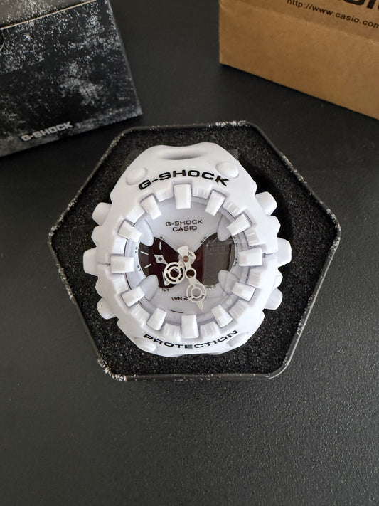 Custom White G