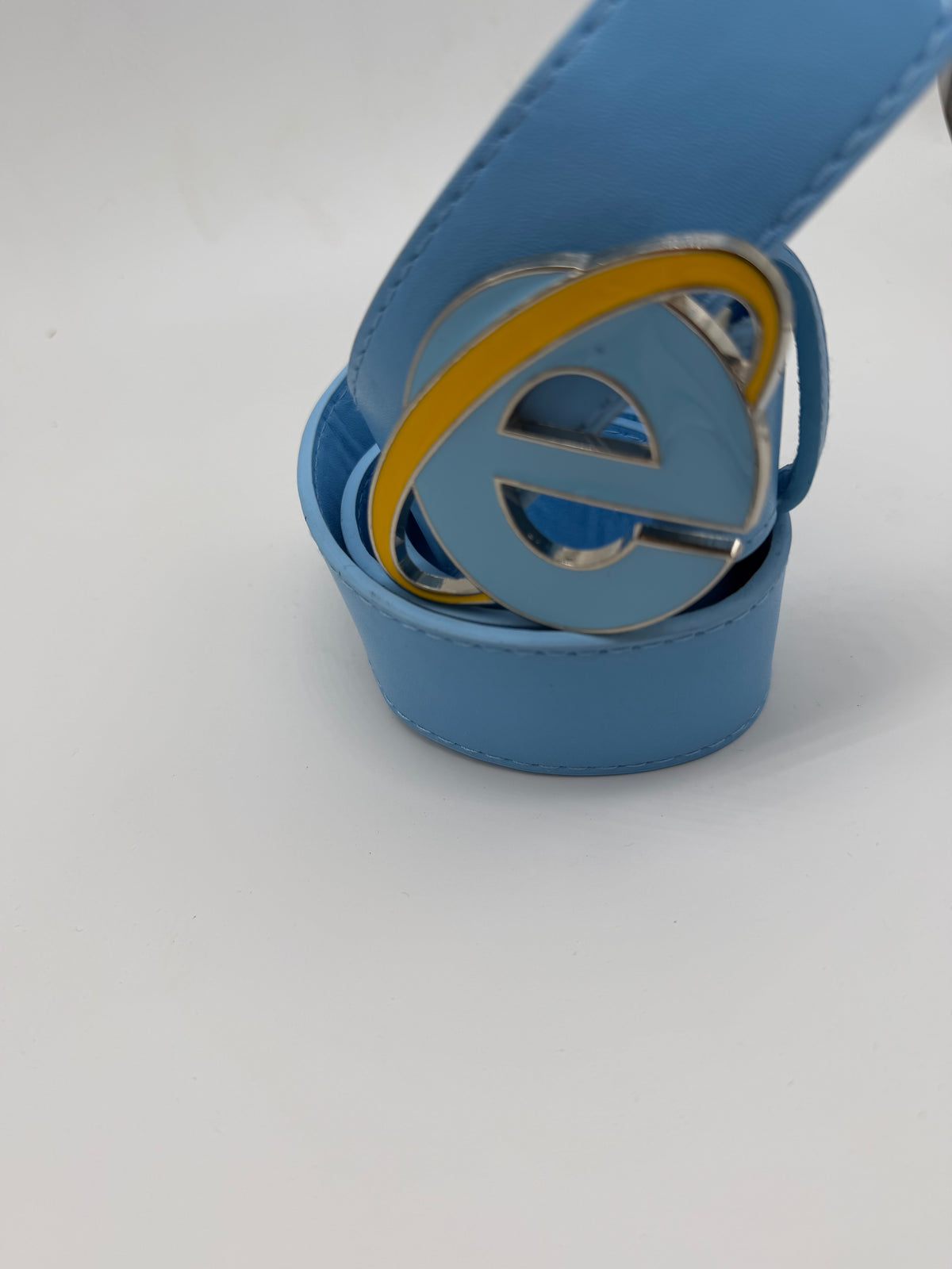 E Explore Belt