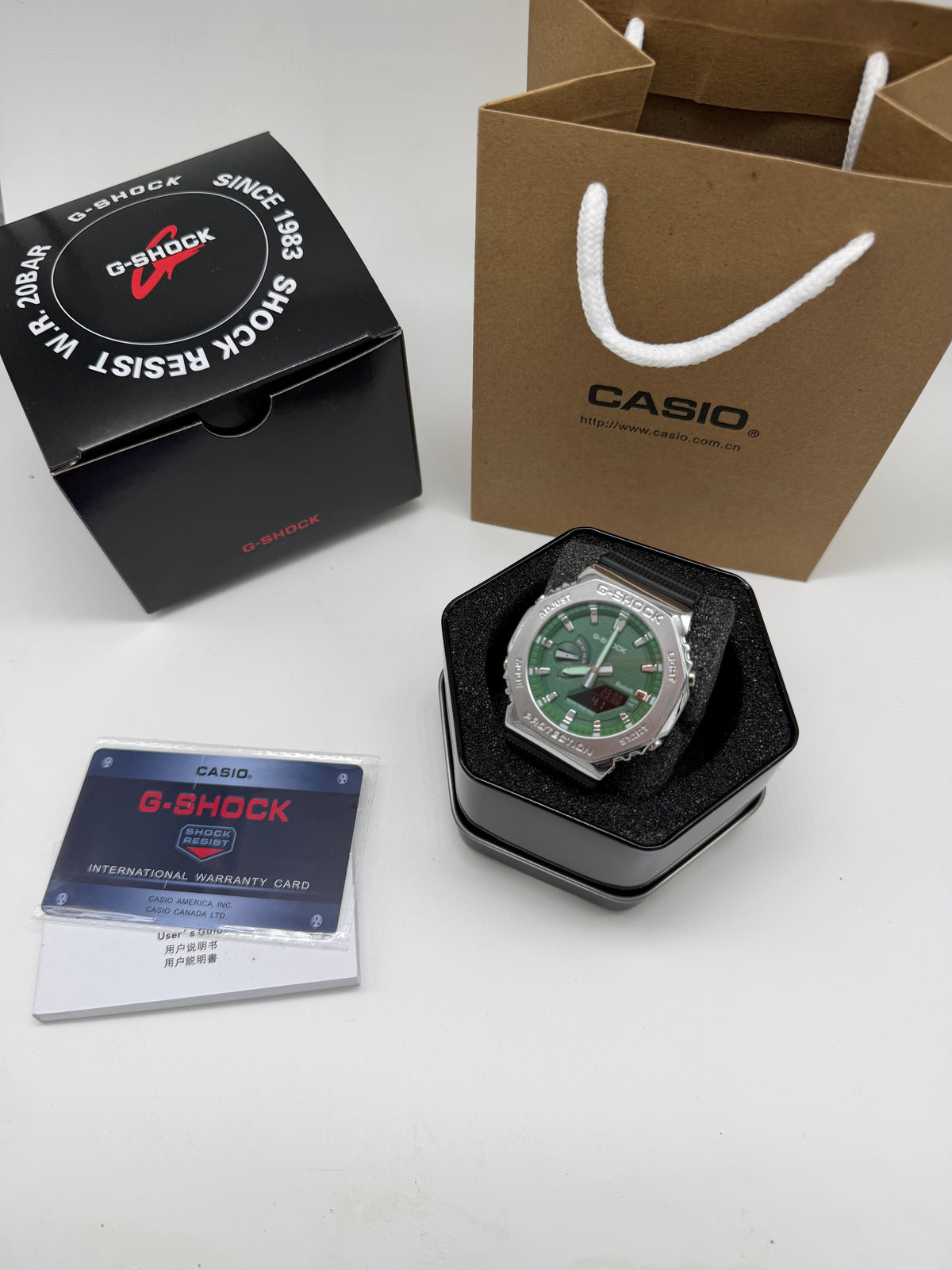 GM2100 Money