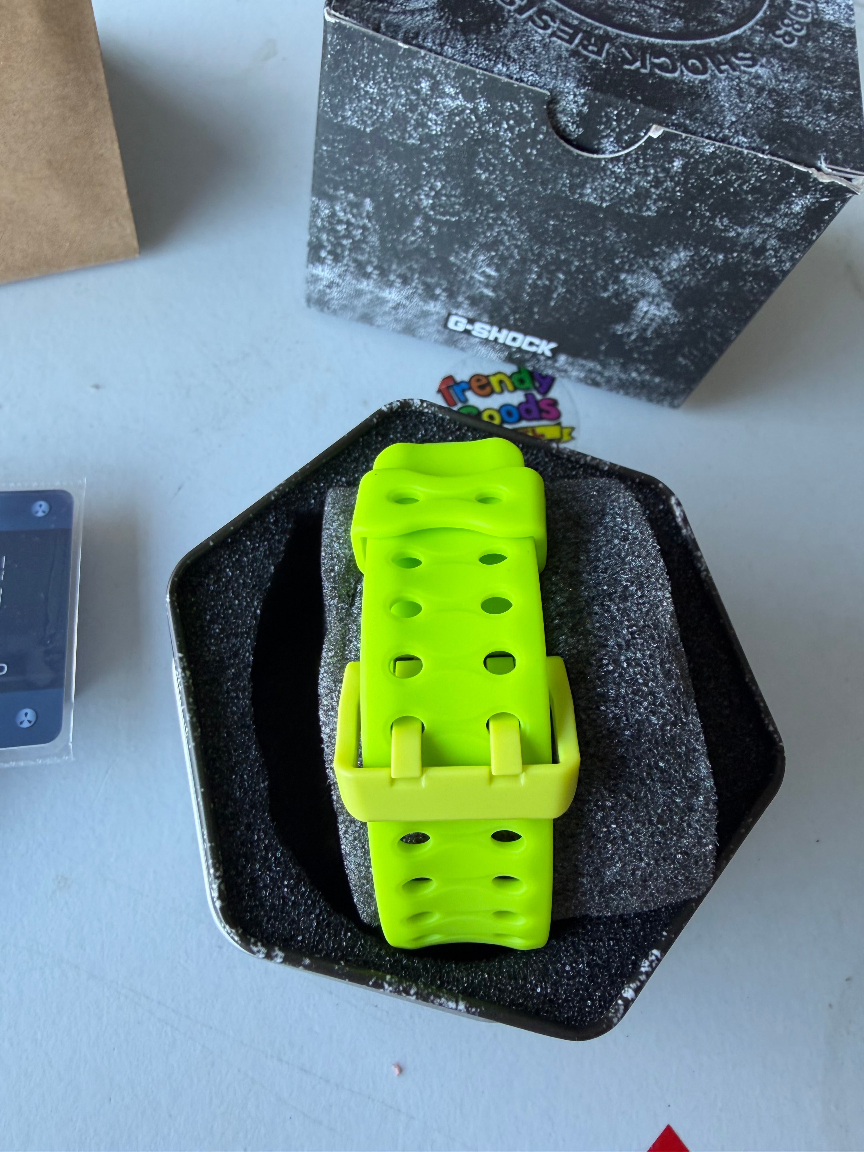 “Alien Eye” Green G