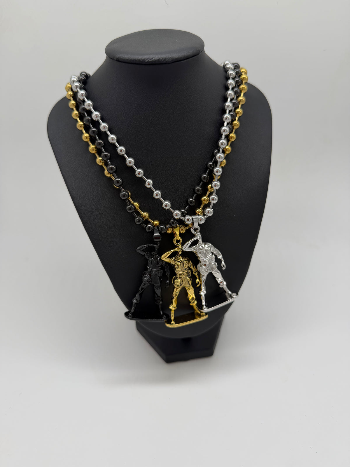 GUN MAN Chains