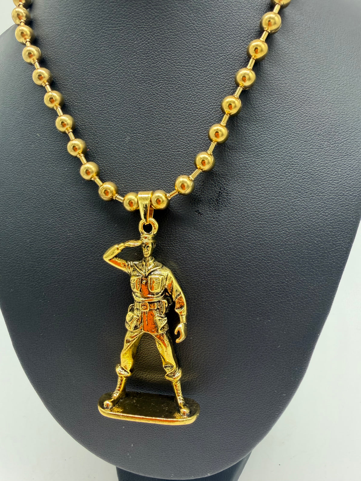 GUN MAN Chains