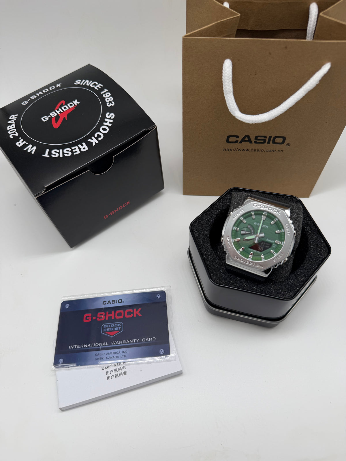 GM2100 Money