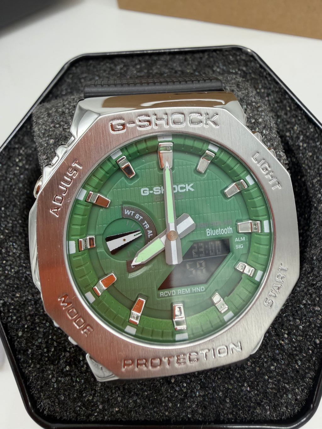 GM2100 Money